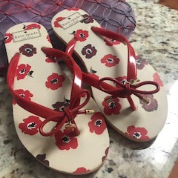 Kate Spade Flip Flops - Picture 1 of 1